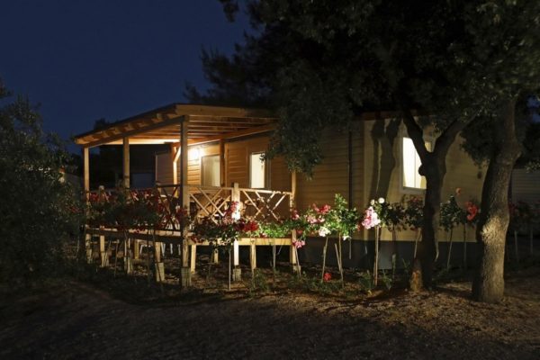 170010-Solaris-Camping-Beach-Resort_Solaris-Mobile-Homes-by-night-1024x682 170010-Solaris-Camping-Beach-Resort_Solaris-Mobile-Homes-by-night-1024x682